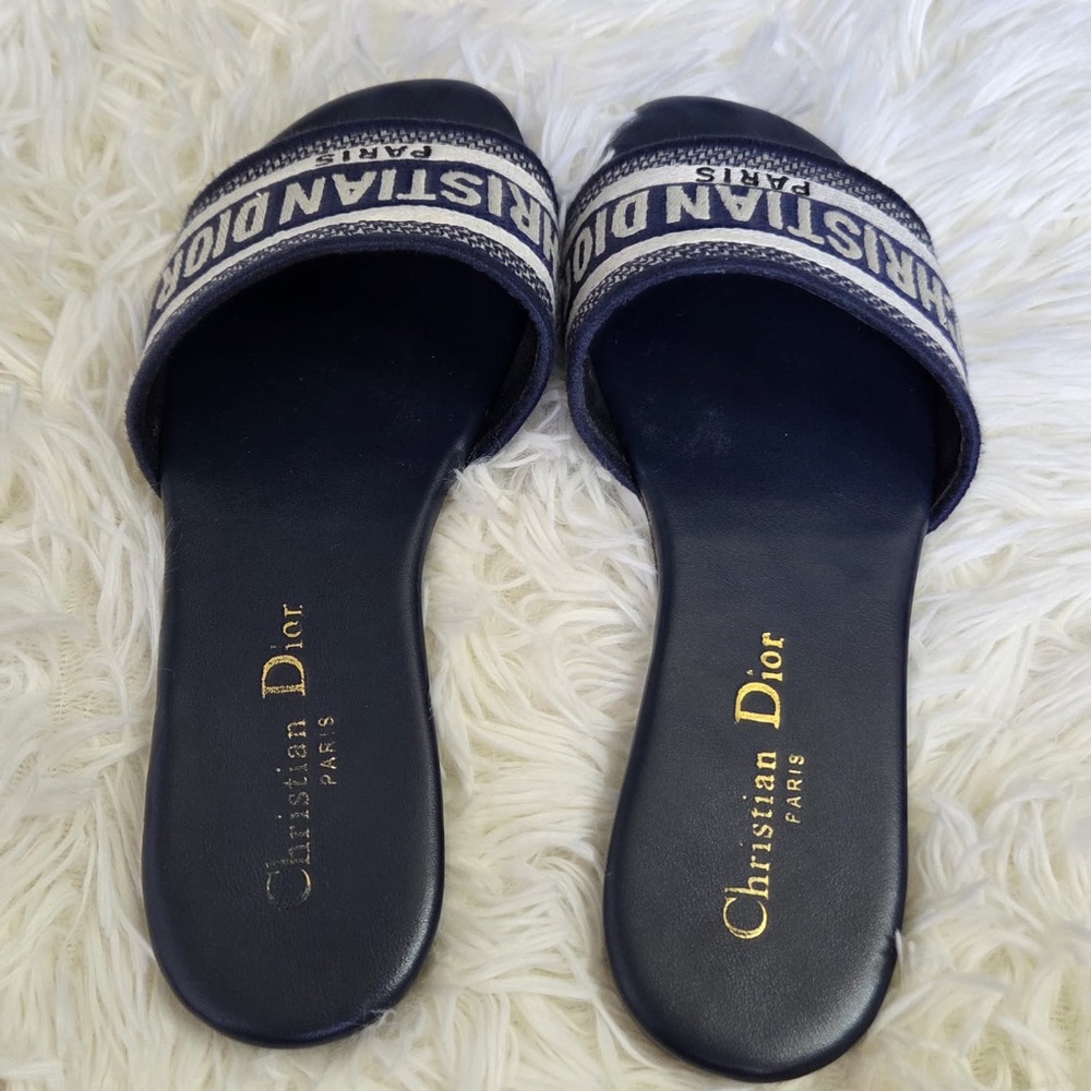 Dior Sandals With Navy Blue Fabric - Picture 9 of 11